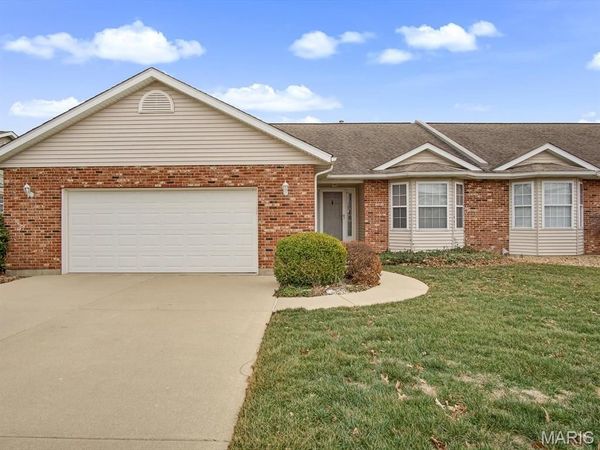 630 Hamacher Street, Waterloo, IL 62298