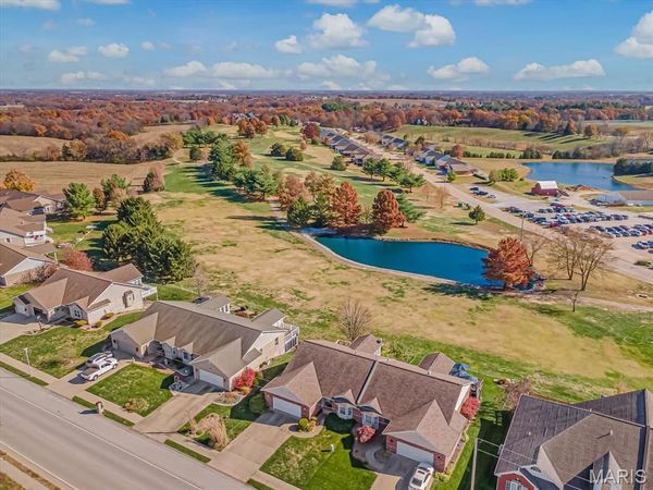 630 Hamacher Street , Waterloo, IL 62298