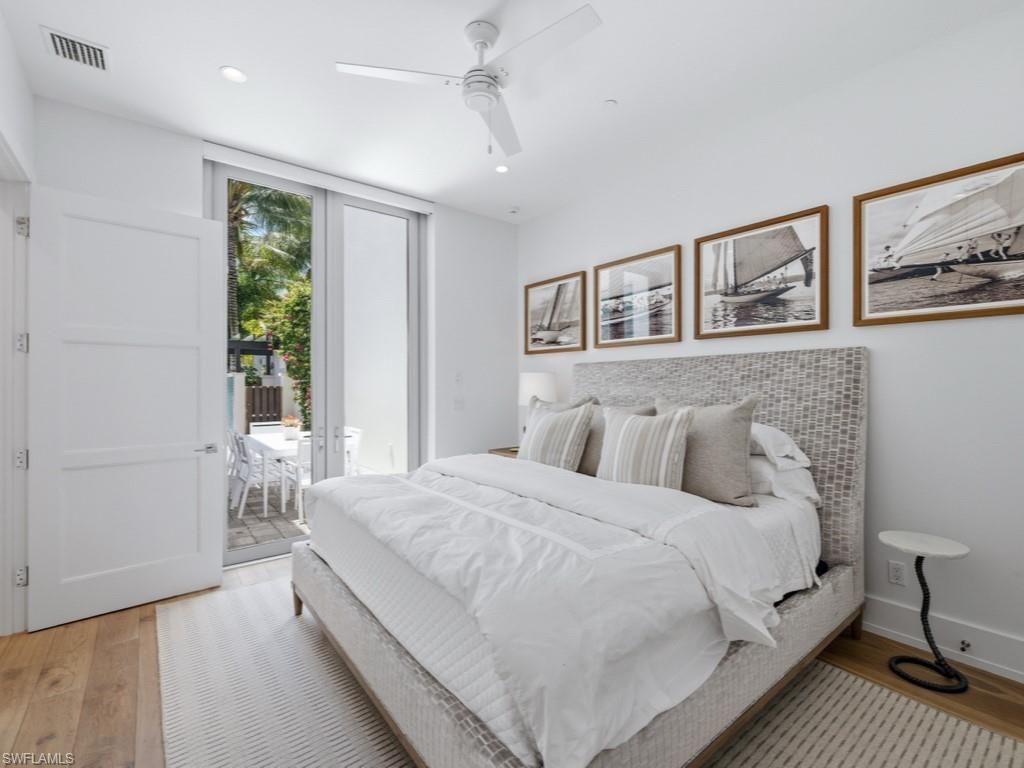 345 Banyan Blvd, Unit 3, Naples, FL 34102 Photo