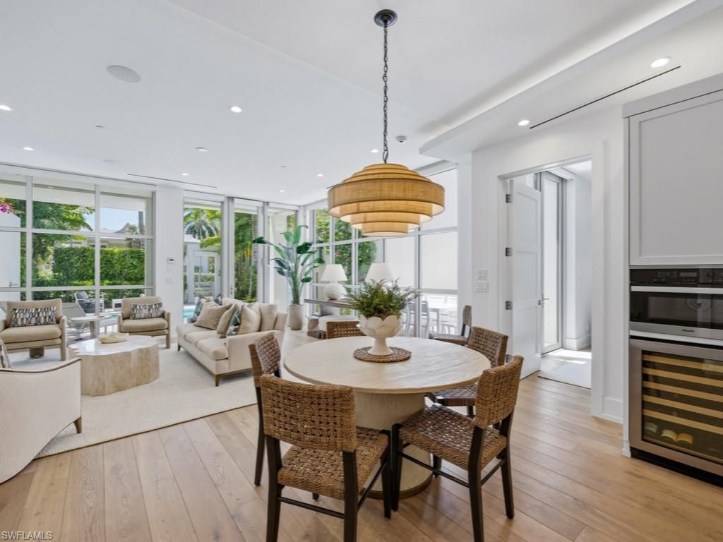 345 Banyan Blvd, Unit 3, Naples, FL 34102 Photo