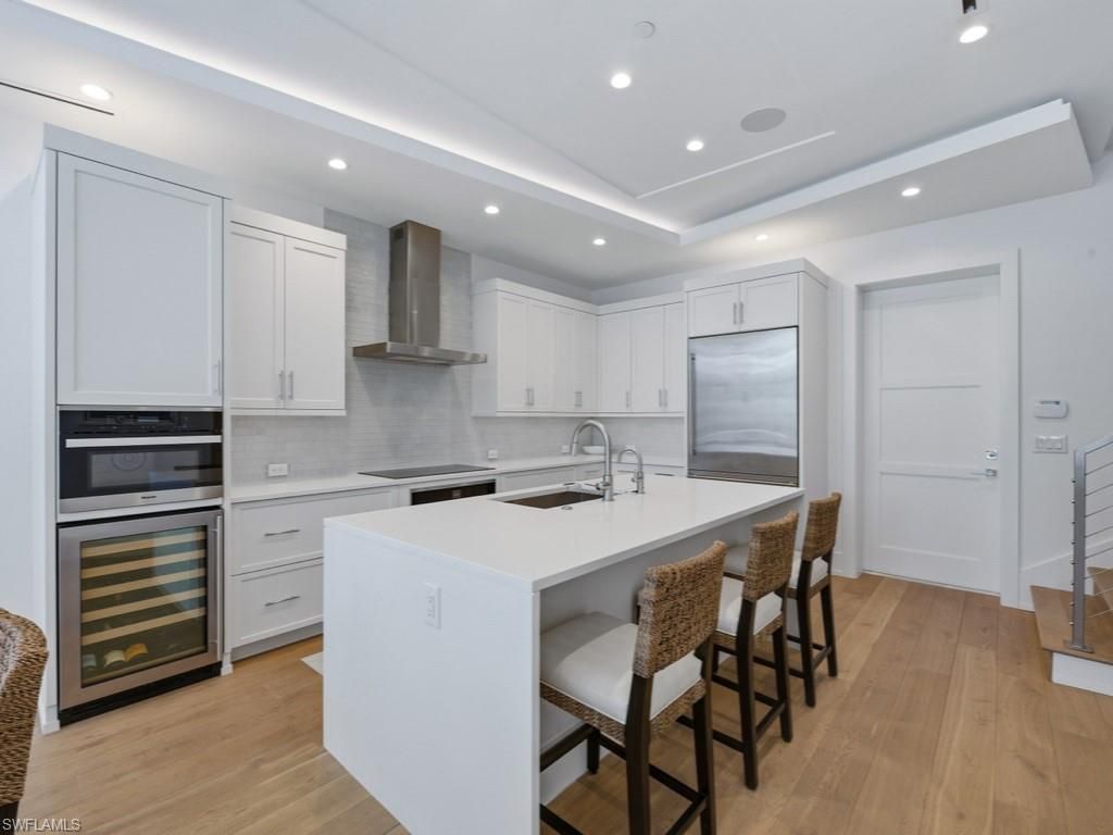 345 Banyan Blvd, Unit 3, Naples, FL 34102 Photo