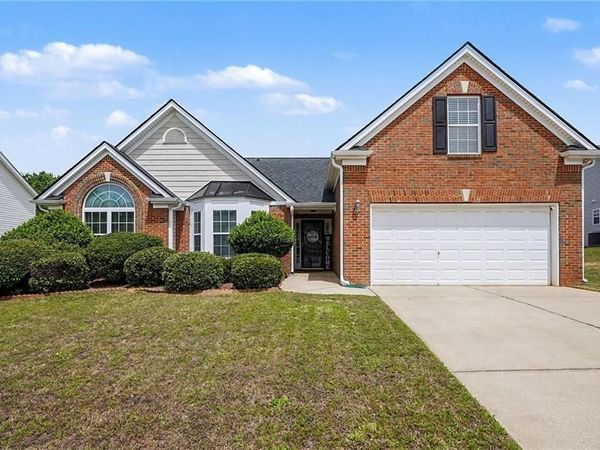 240 Valley Brook Drive, Covington, GA 30016