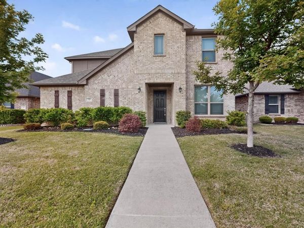 73 River Oaks Boulevard, Waxahachie, TX 75165