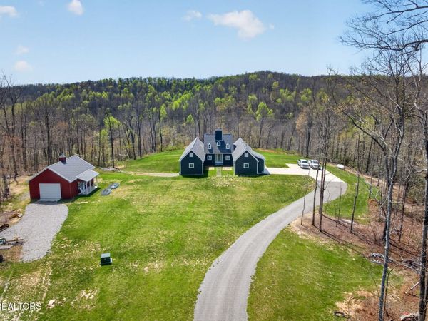 1499 Doe and Fawn Lane, Crawford, TN 38554