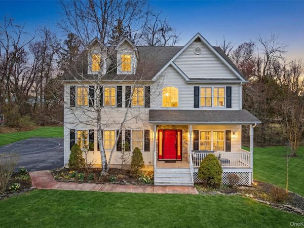 1071 Craigville Road , Chester, NY 10918