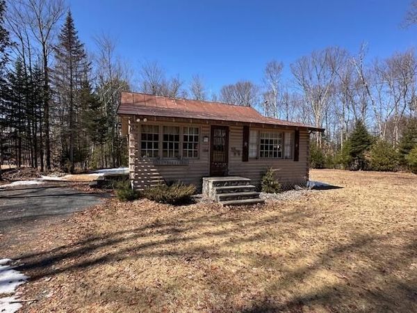 124 Perkins Road, Embden, ME 04958