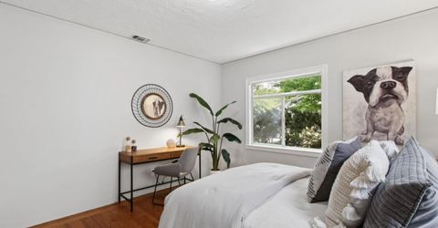 2728 Harkness St, Sacramento, CA 95818 Photo