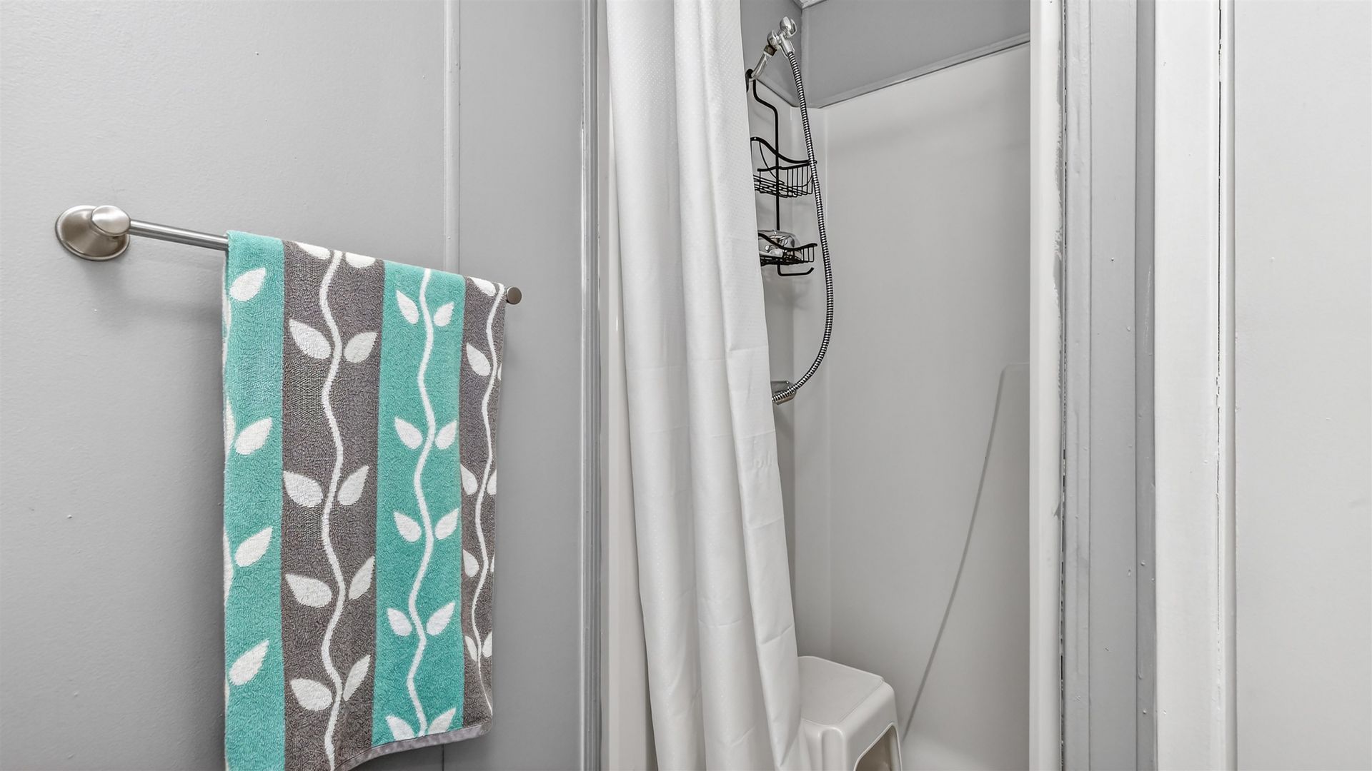 8 Burr Circle Photo 26