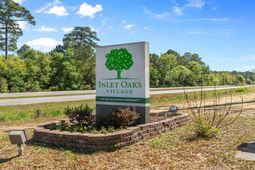 8 Burr Circle photo 4