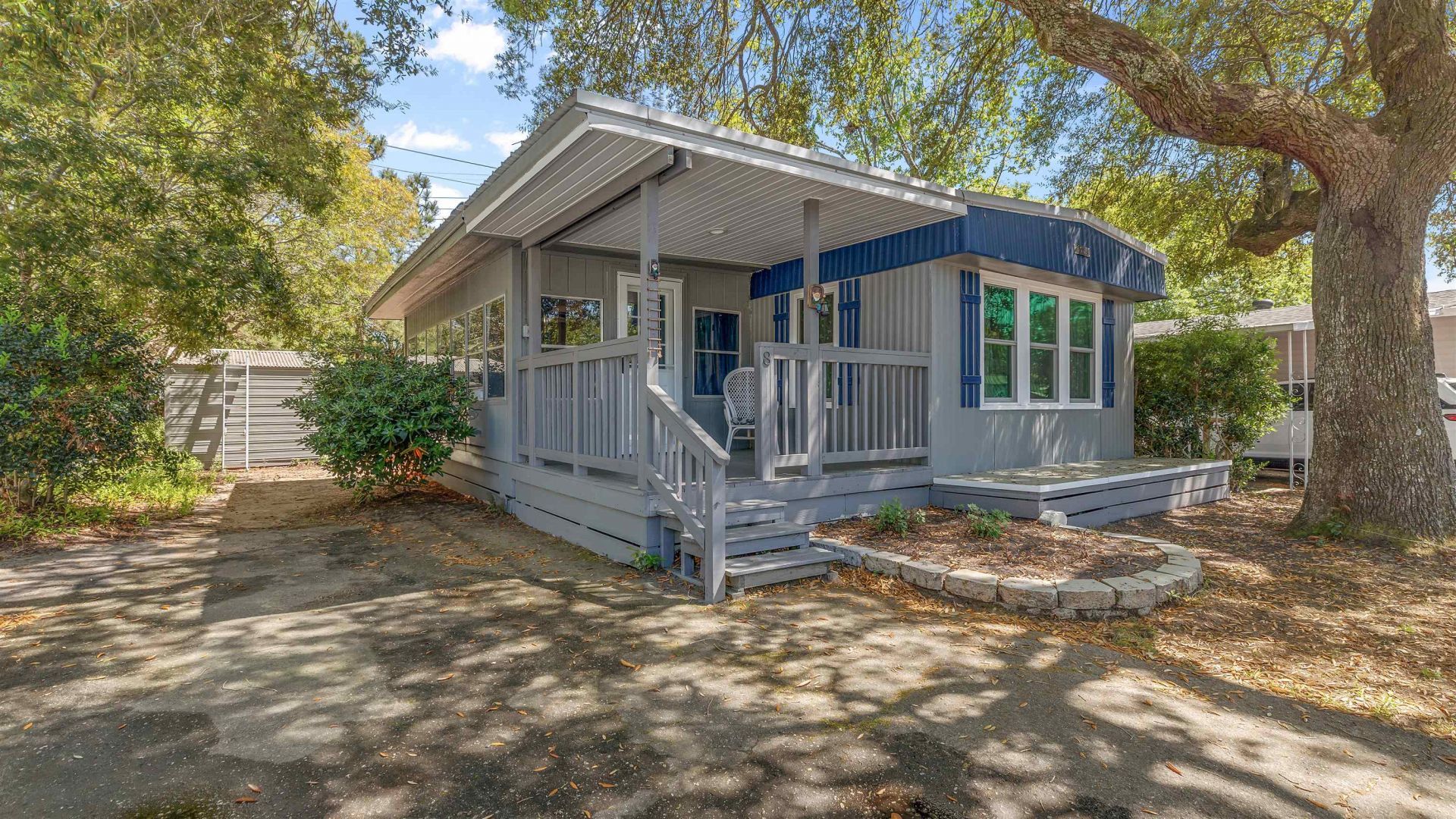 8 Burr Circle Photo 33