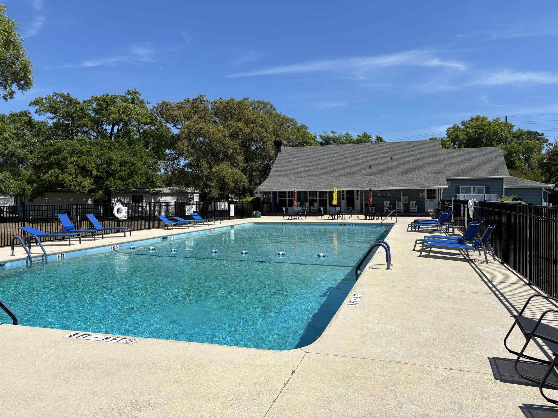 8 Burr Circle Photo 38