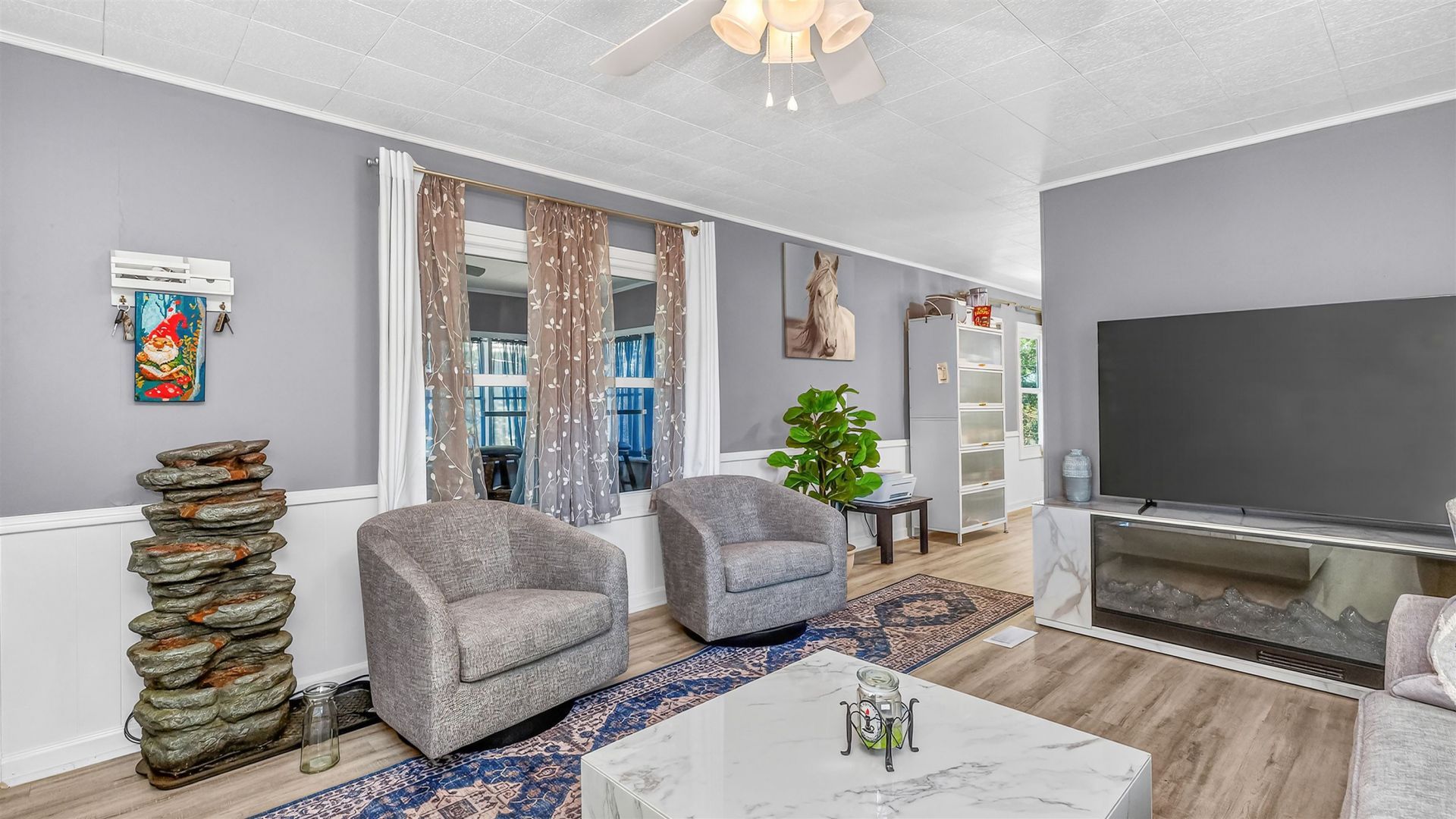 8 Burr Circle Photo 9