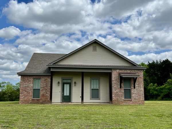 418 W Plymouth, Columbus, MS 39701