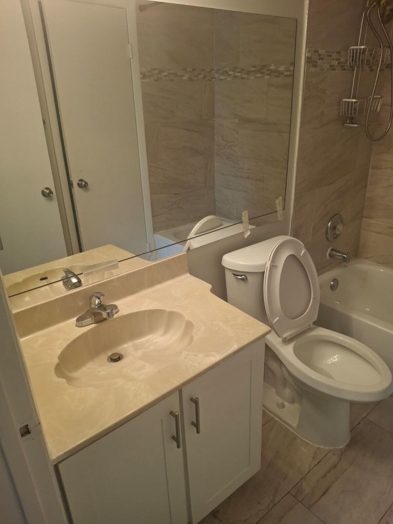 9833 Westview Drive, Unit 813, Coral Springs, FL 33076 Photo