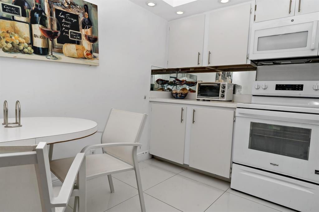 1880 S Ocean Drive, Unit Ts705, Hallandale Beach, FL 33009 Photo