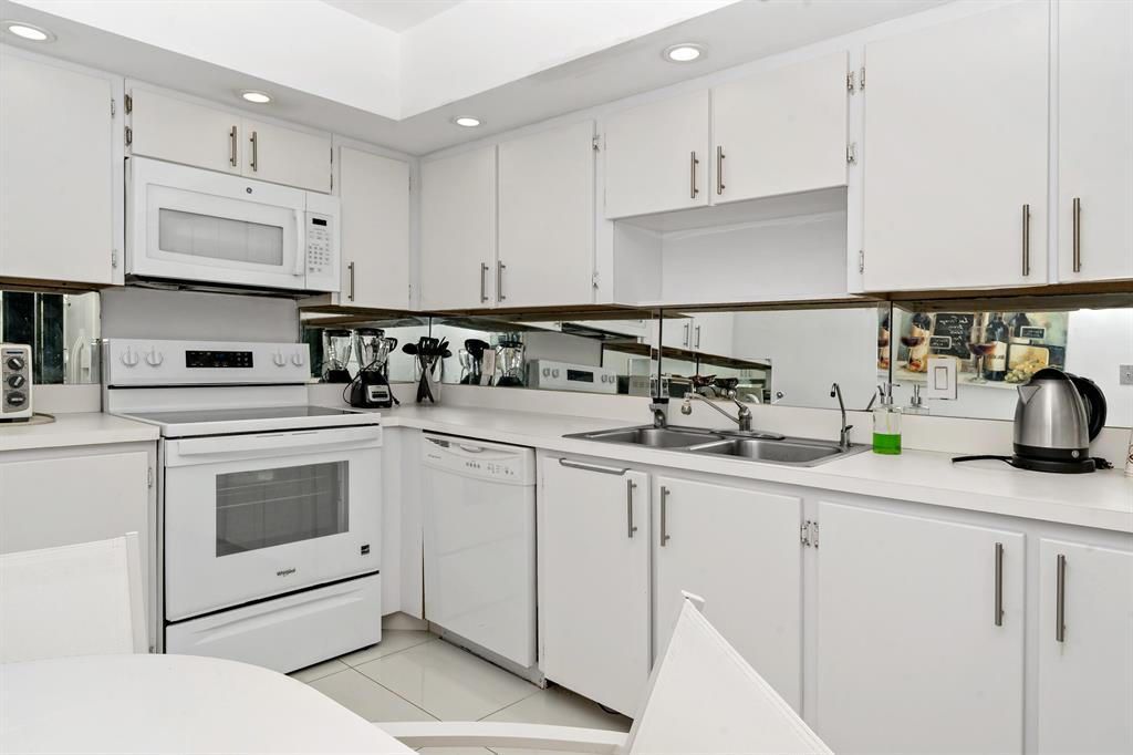 1880 S Ocean Drive, Unit Ts705, Hallandale Beach, FL 33009 Photo