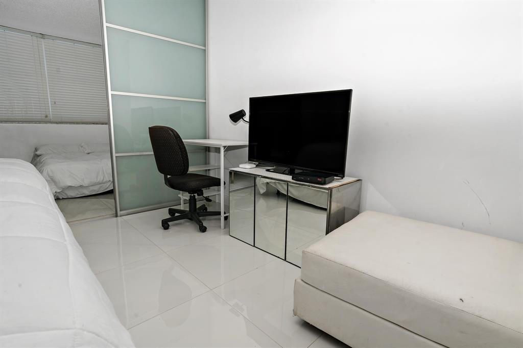 1880 S Ocean Drive, Unit Ts705, Hallandale Beach, FL 33009 Photo