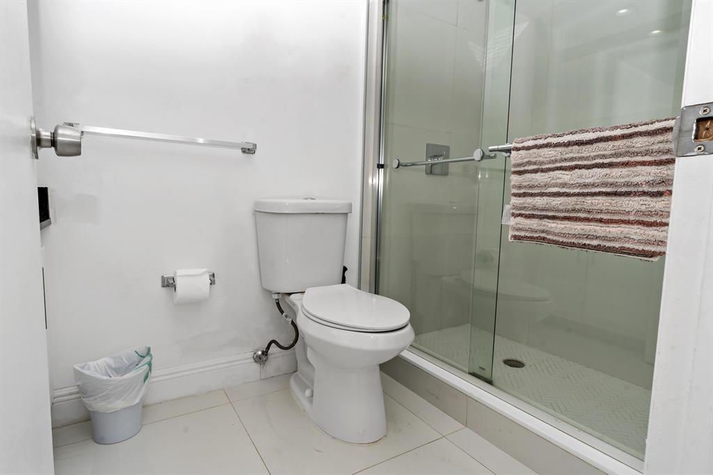 1880 S Ocean Drive, Unit Ts705, Hallandale Beach, FL 33009 Photo