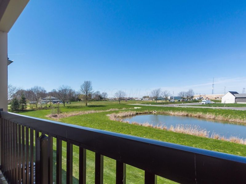 705 Hidden Springs Drive, Lewis Center, OH 43035 Photo 14