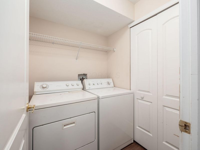 705 Hidden Springs Drive, Lewis Center, OH 43035 Photo 16