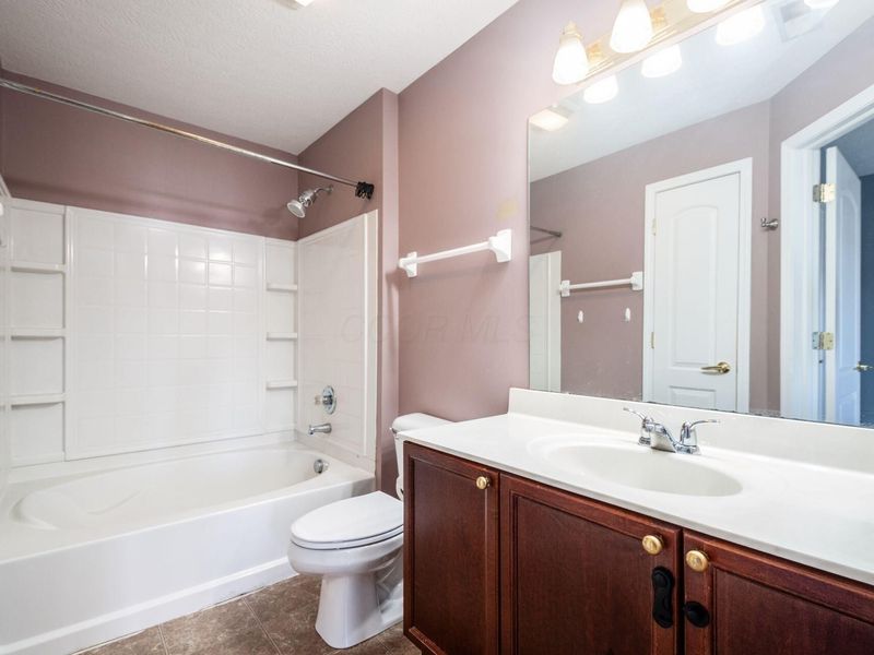 705 Hidden Springs Drive, Lewis Center, OH 43035 Photo 7