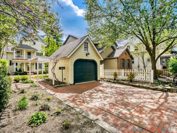 876 Ebner Street , Columbus, OH 43206