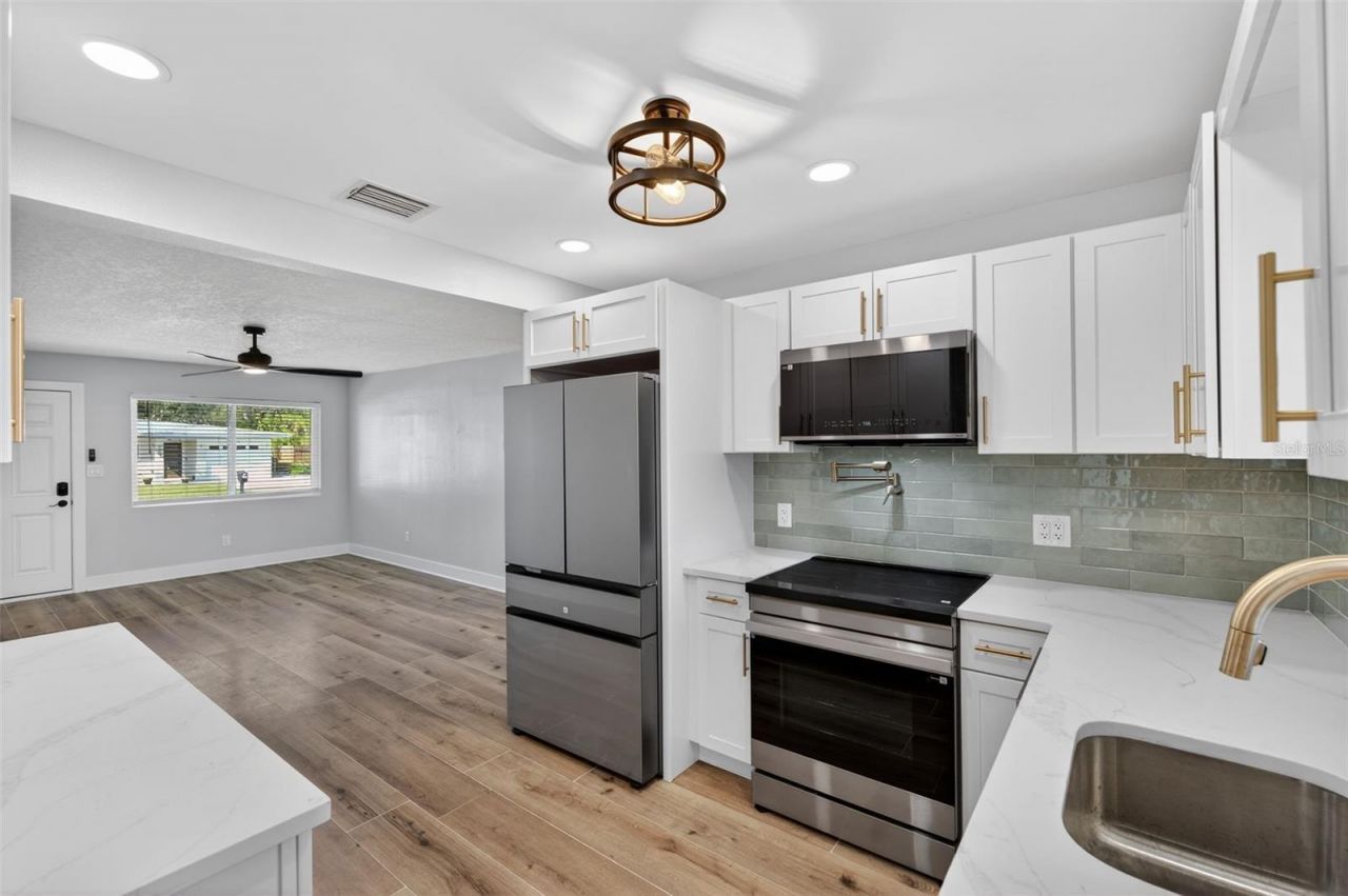 1841 Douglas Avenue, Dunedin, FL 34698 Photo