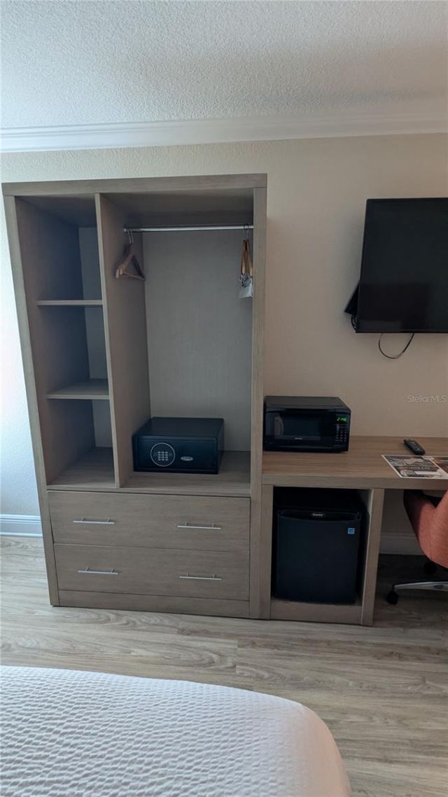 3000 Maingate Lane , Unit 421, Kissimmee, FL 34747 Photo