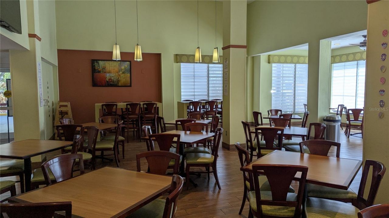 3000 Maingate Lane , Unit 421, Kissimmee, FL 34747 Photo