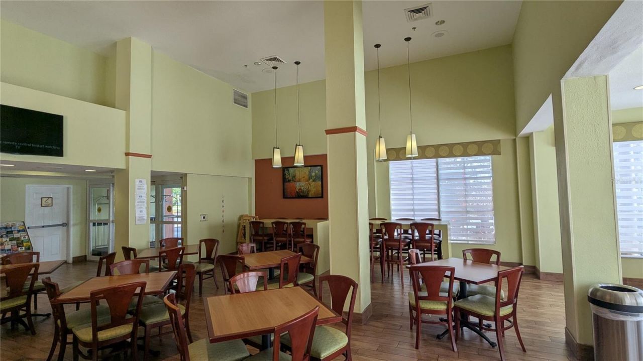 3000 Maingate Lane , Unit 421, Kissimmee, FL 34747 Photo