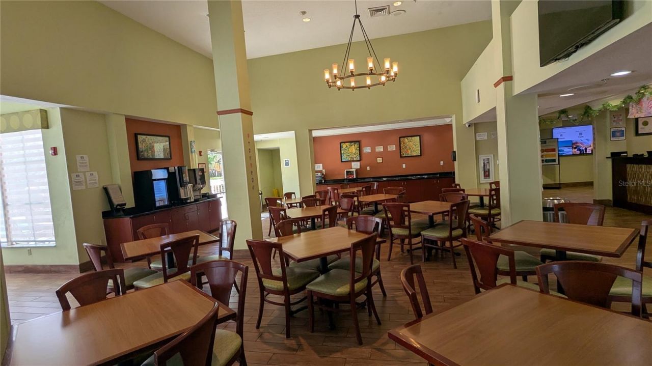 3000 Maingate Lane , Unit 421, Kissimmee, FL 34747 Photo