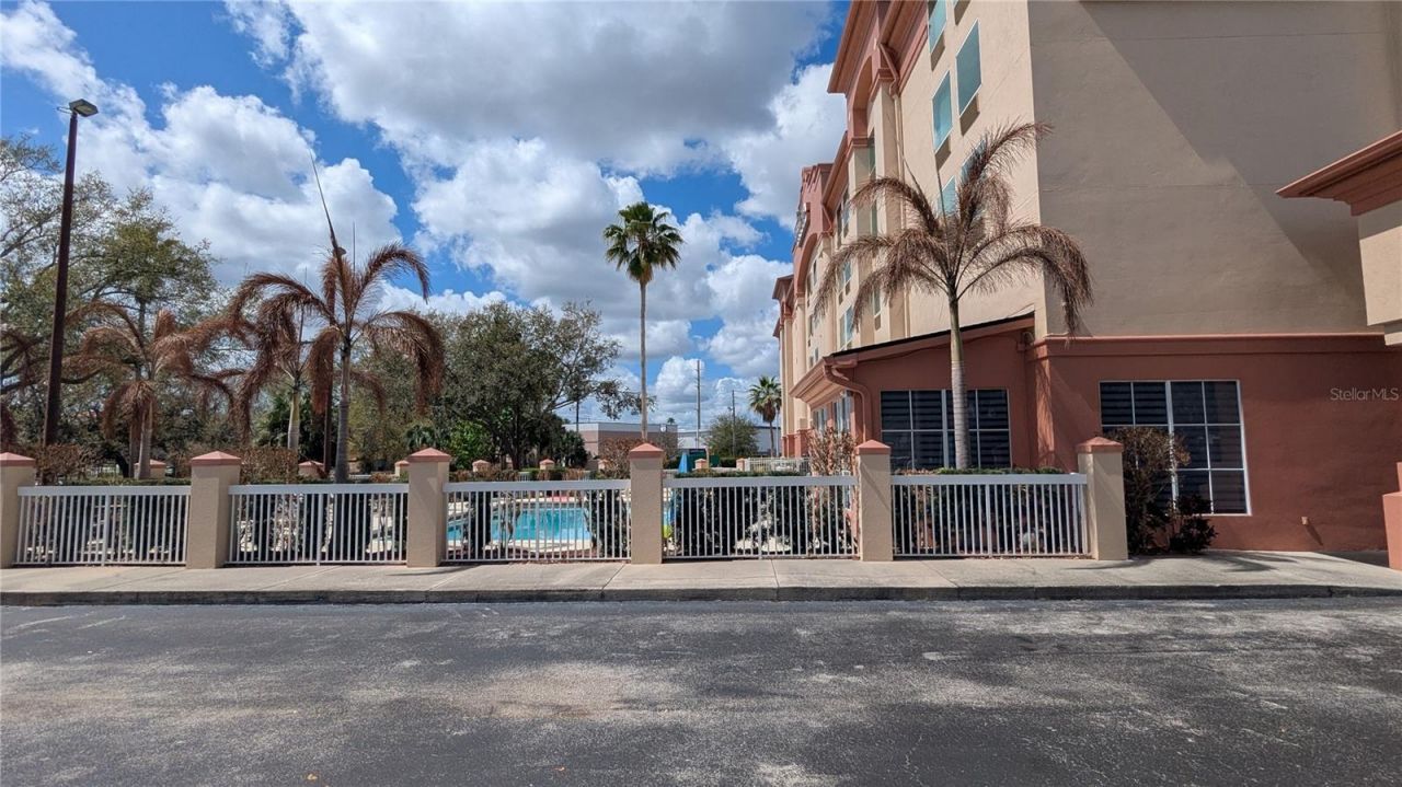 3000 Maingate Lane , Unit 421, Kissimmee, FL 34747 Photo