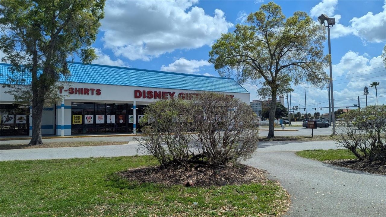 3000 Maingate Lane , Unit 421, Kissimmee, FL 34747 Photo