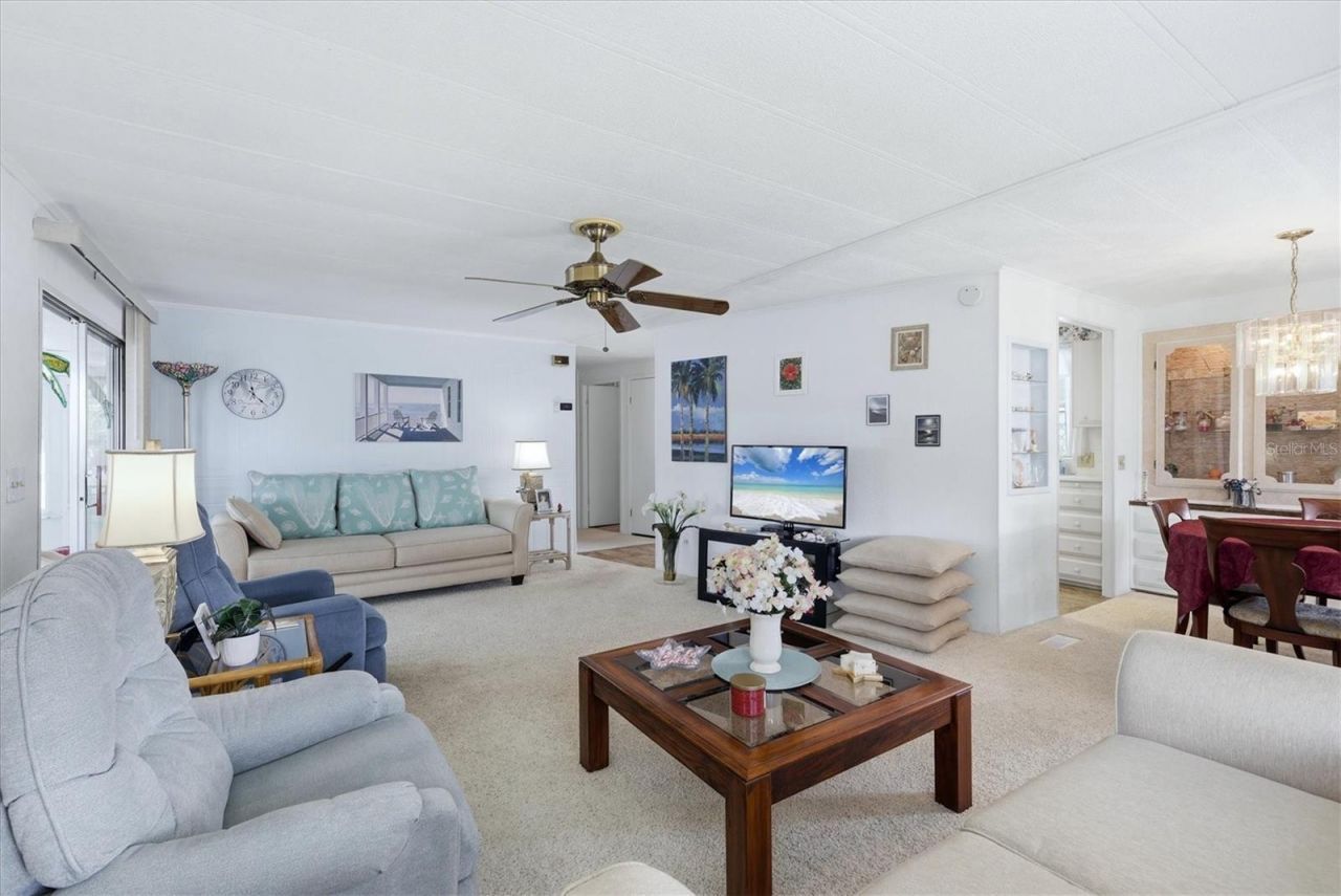 6710 36th Avenue E, Unit 127, Palmetto, FL 34221 Photo