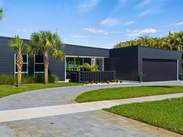 1304 INDIAN ROCKS ROAD, BELLEAIR, FL 33756