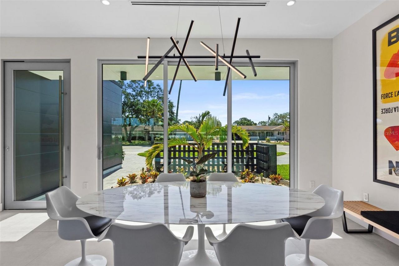 1304 Indian Rocks Road, Belleair, FL 33756 Photo