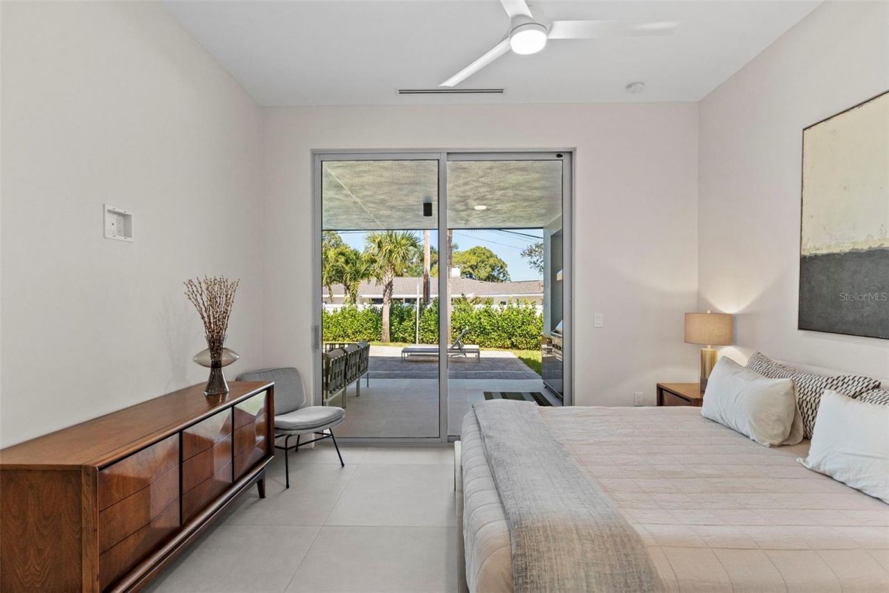 1304 Indian Rocks Road, Belleair, FL 33756 Photo