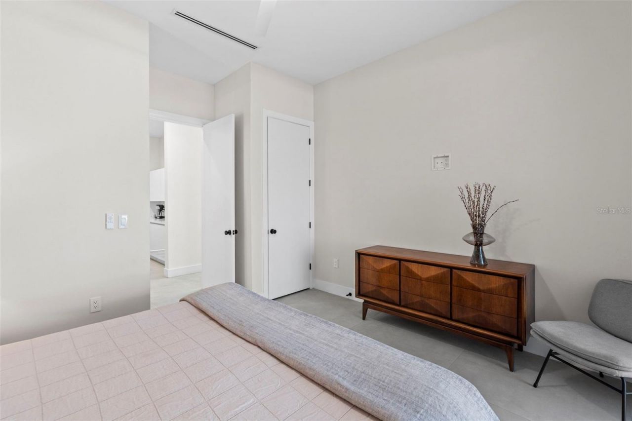 1304 Indian Rocks Road, Belleair, FL 33756 Photo