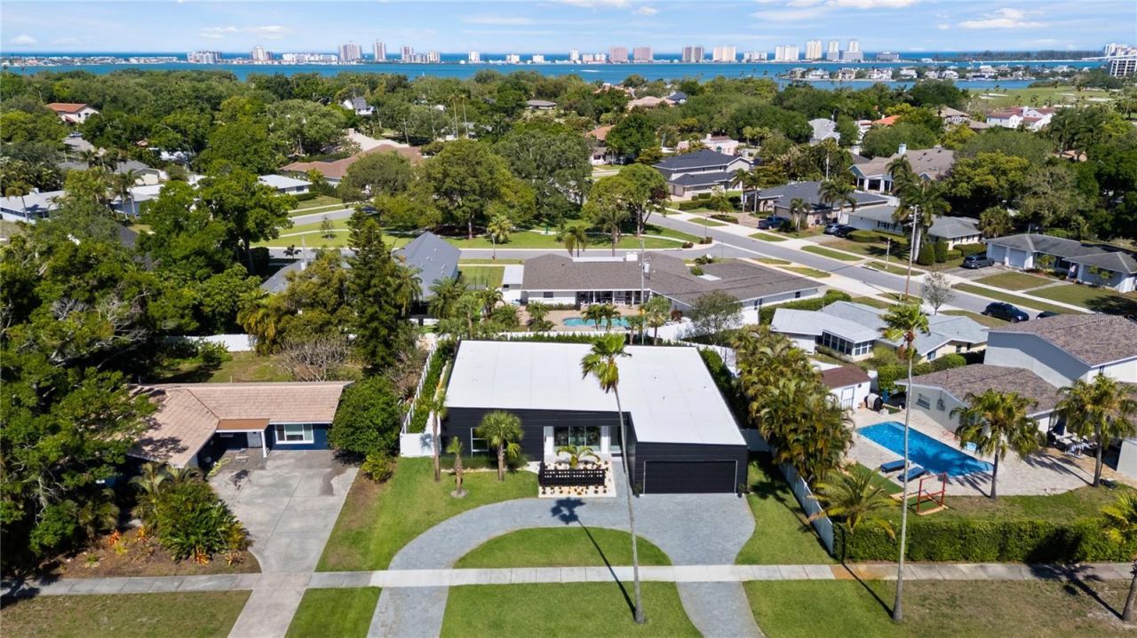 1304 Indian Rocks Road, Belleair, FL 33756 Photo