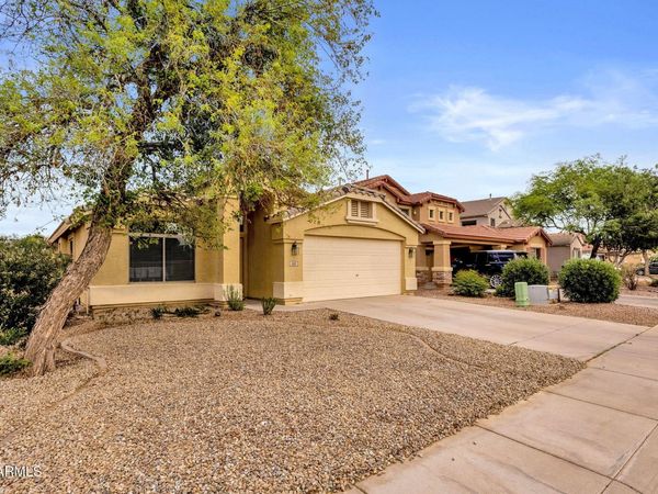 312 W Dana Drive, San Tan Valley, AZ 85143