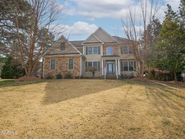 26 Princess Gate Drive, Whispering Pines, NC 28327