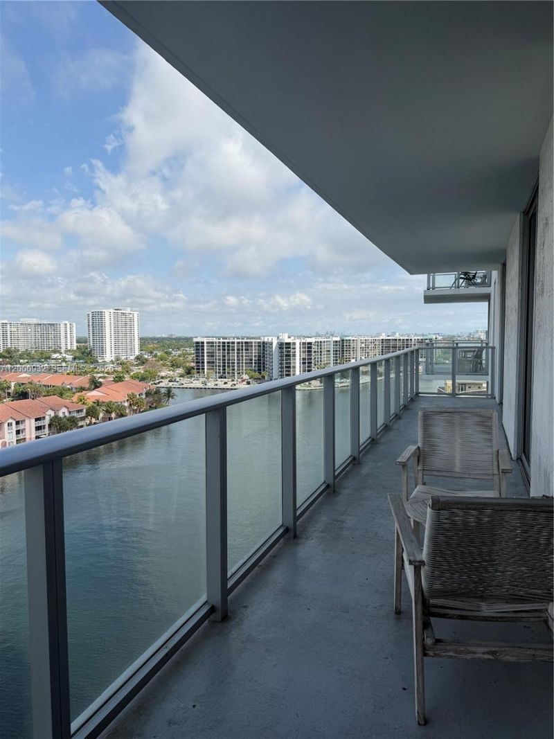 4010 S Ocean Dr, Unit R804, Hollywood, FL 33019 Photo