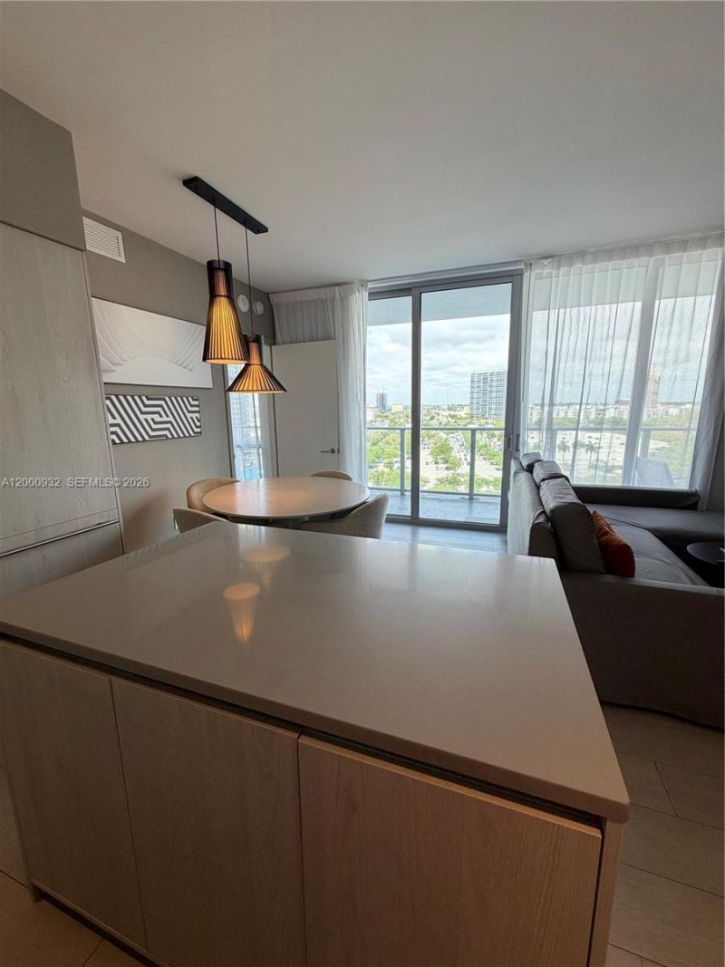 4010 S Ocean Dr, Unit R804, Hollywood, FL 33019 Photo