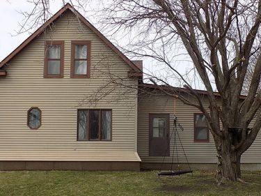 500 Main Avenue, Lafayette, MN 56054