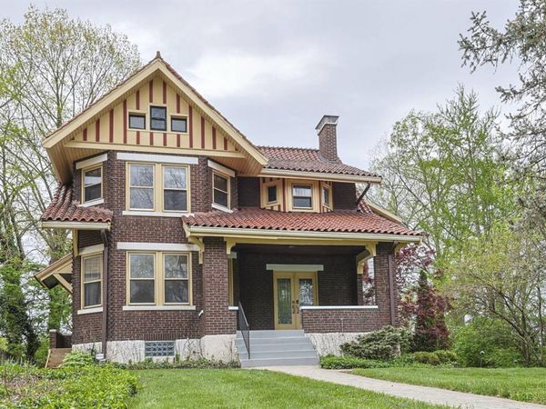 115 E Mills Avenue, Wyoming, OH 45215