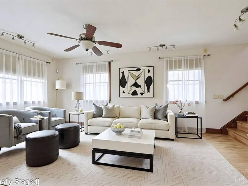 115 E Mills Avenue, Wyoming, OH 45215 Photo 11