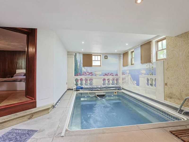 115 E Mills Avenue, Wyoming, OH 45215 Photo 42