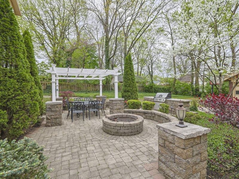 115 E Mills Avenue, Wyoming, OH 45215 Photo 47