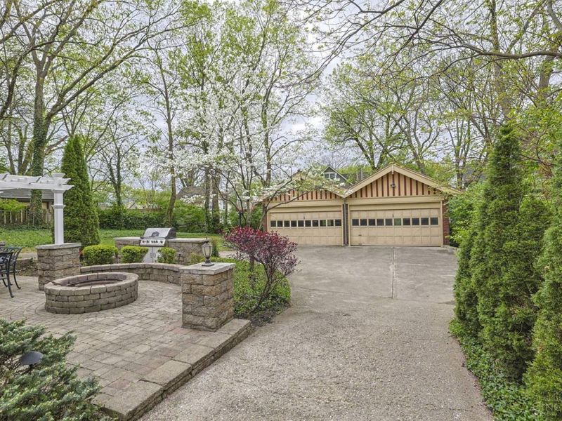 115 E Mills Avenue, Wyoming, OH 45215 Photo 51