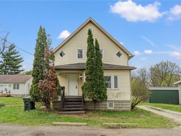 1308 Laiblin Place NE, Canton, OH 44705